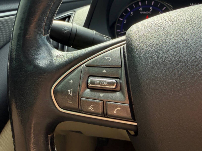 2014 Infiniti Q50 Premium