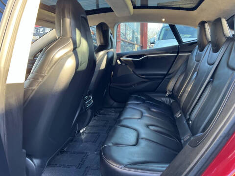 2016 Tesla Model S 85D