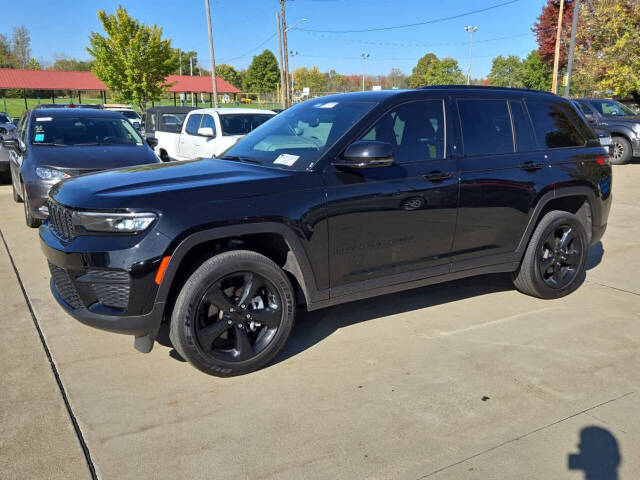 2023 Jeep Grand Cherokee for sale at Dave Warren Used Car Super Center in Westfield, NY