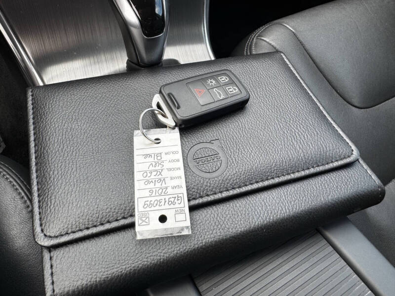 2016 Volvo XC60 T6 Drive-E