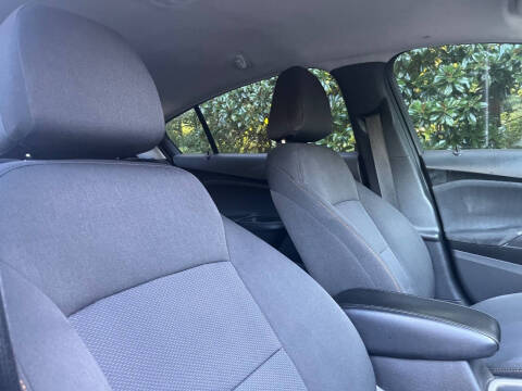 2018 Chevrolet Cruze LS Auto