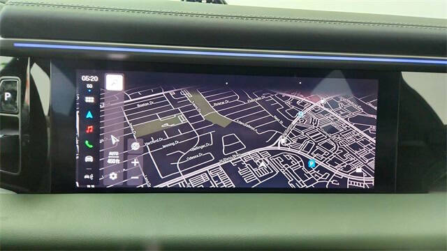 2025 Porsche Macan 4S Electric