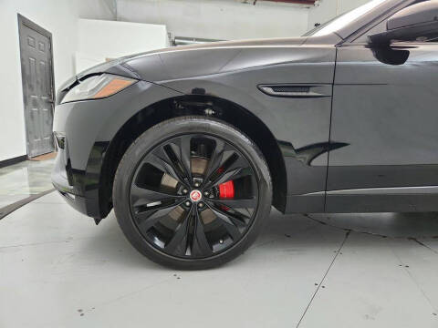 2019 Jaguar F-PACE S