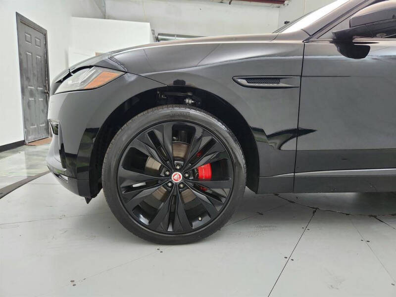 2019 Jaguar F-PACE S