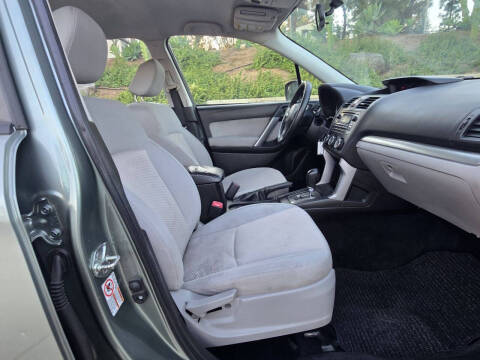 2014 Subaru Forester 2.5i