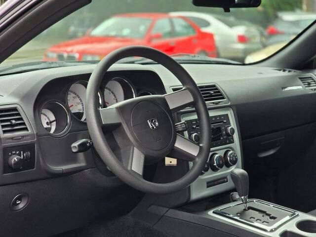 2010 Dodge Challenger SE