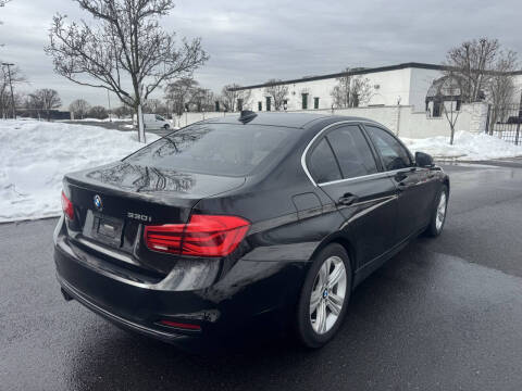 2018 BMW 3 Series 330i