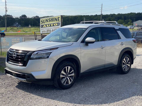 2024 Nissan Pathfinder SL