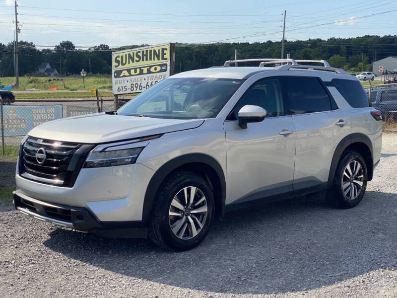 2024 Nissan Pathfinder SL