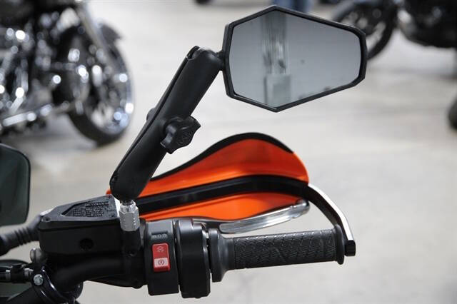 2022 KTM 890 ADVENT