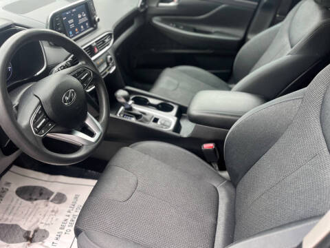 2020 Hyundai Santa Fe SE