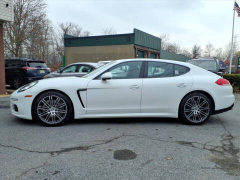 2015 Porsche Panamera 4