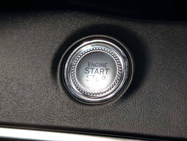 2024 Genesis GV70 2.5T Standard