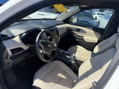 2023 Chevrolet Traverse LS