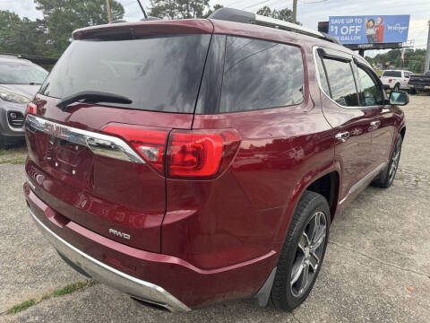 2017 GMC Acadia Denali