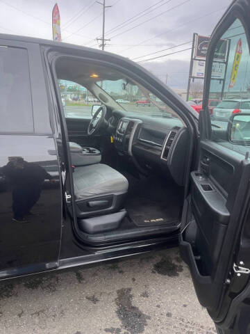 2017 RAM 1500 Express