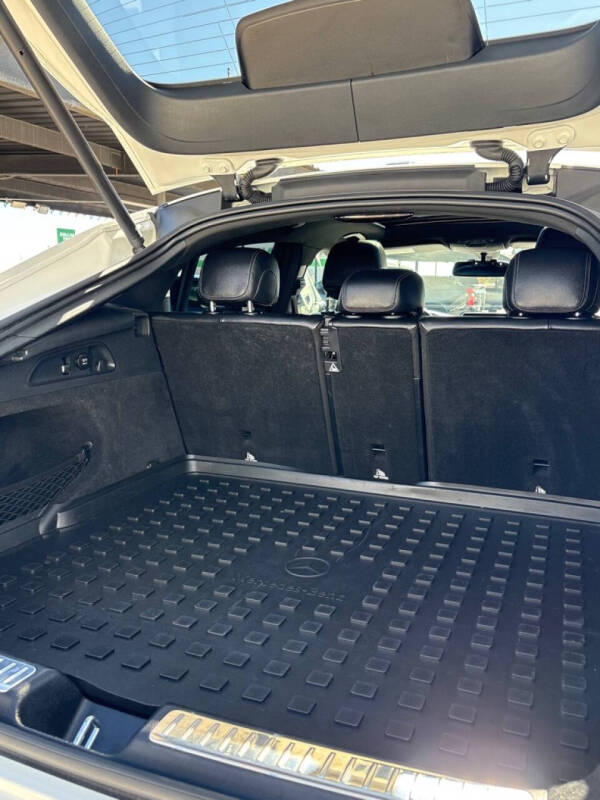 2018 Mercedes-Benz GLC GLC 300 4MATIC