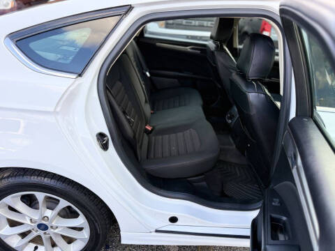 2019 Ford Fusion Hybrid SE