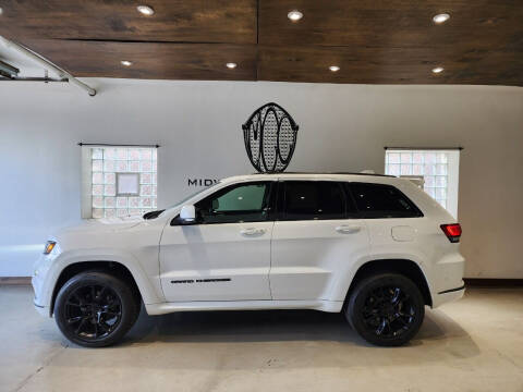 2018 Jeep Grand Cherokee for sale at Midwest Car Connect in Villa Park IL
