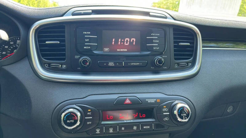 2016 Kia Sorento EX