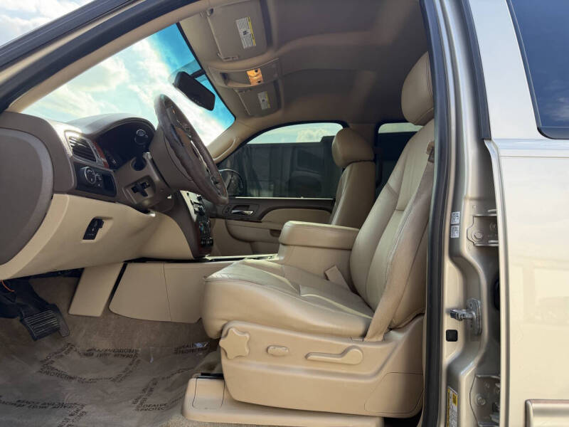 2013 Chevrolet Suburban LT