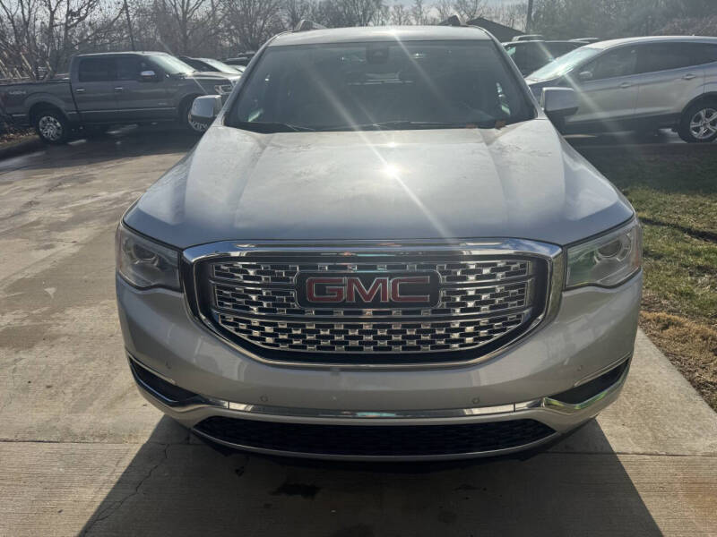 2017 GMC Acadia Denali