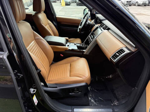 2017 Land Rover Discovery HSE Luxury Td6