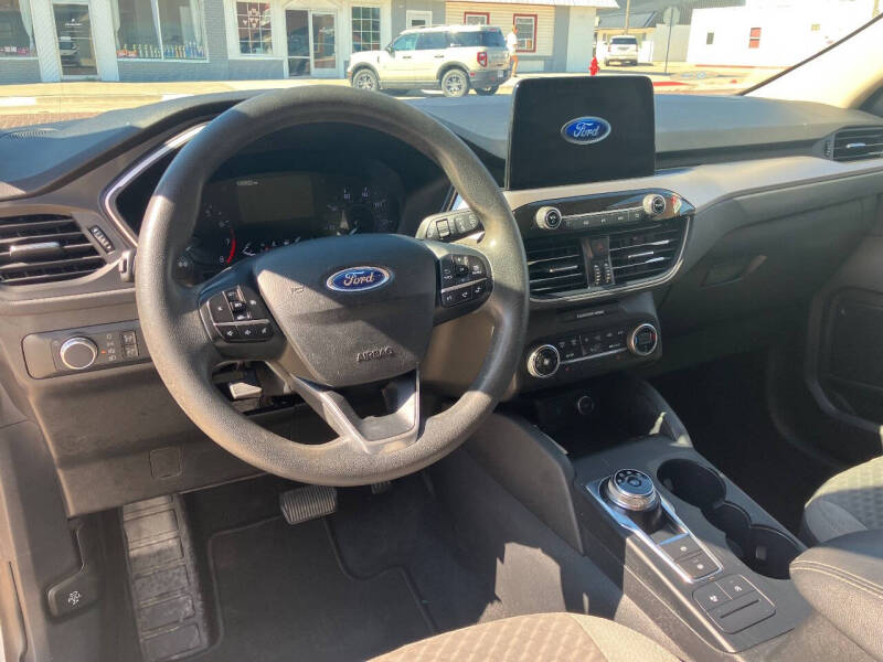 2020 Ford Escape SE