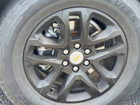 2021 Chevrolet Traverse LT Cloth