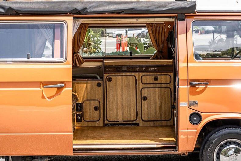 1981 Volkswagen Vanagon Camper