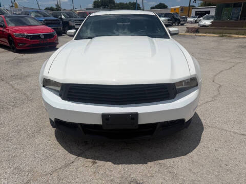2011 Ford Mustang V6