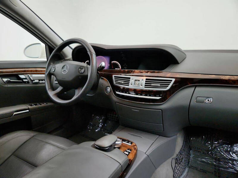 2009 Mercedes-Benz S-Class S 63 AMG