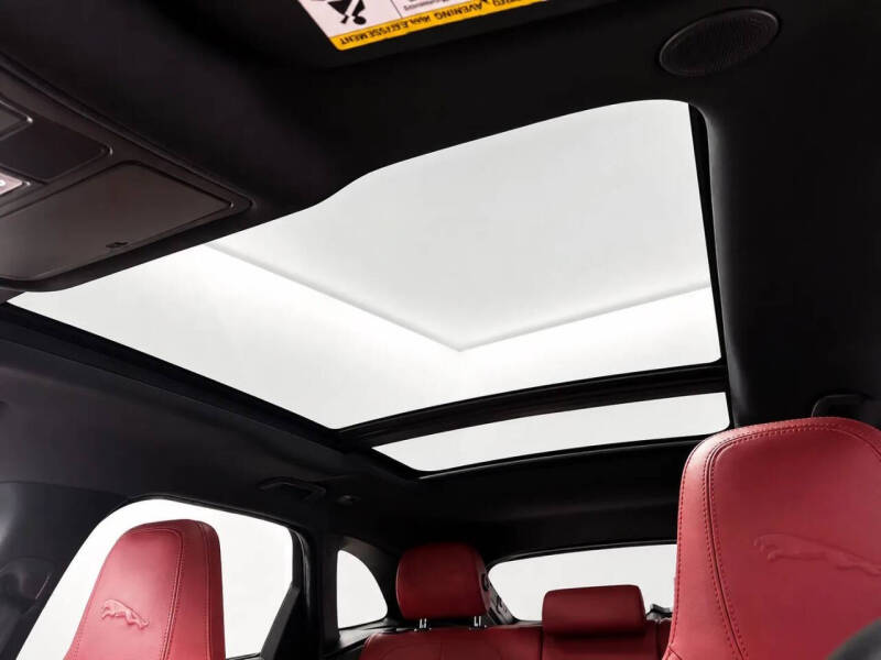 2021 Jaguar F-PACE P400 R-Dynamic S