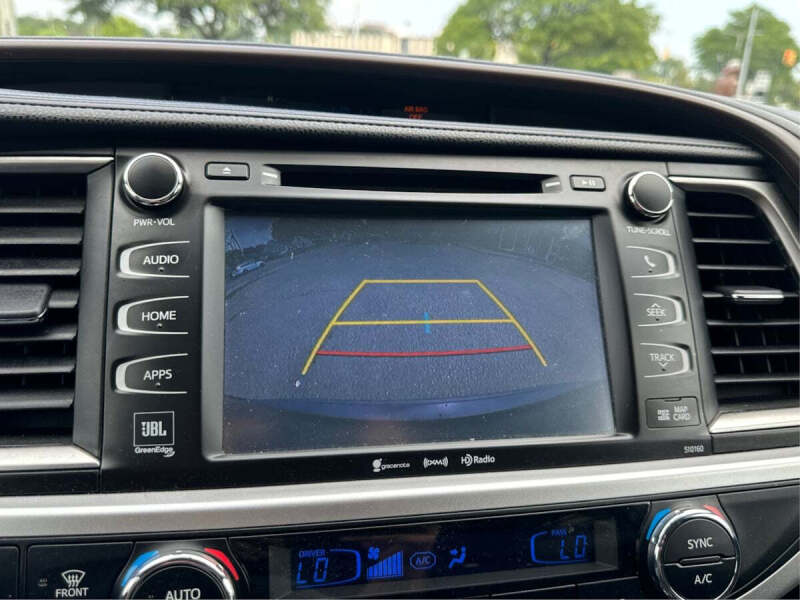 2016 Toyota Highlander Limited