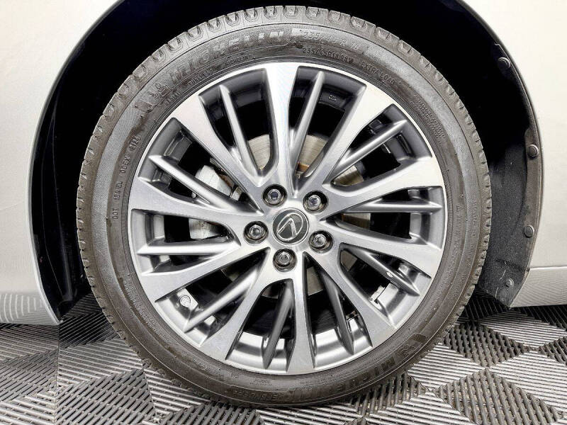 2019 Lexus ES 300h