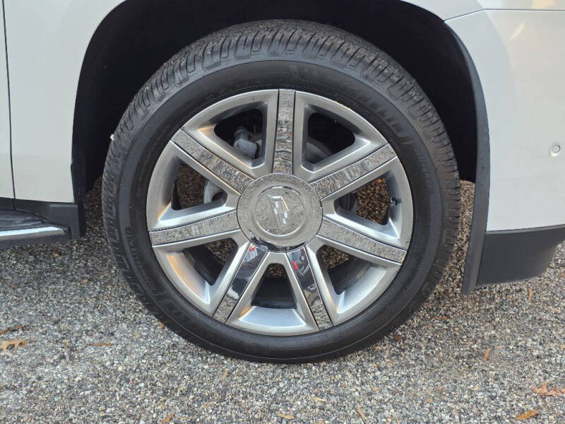 2018 Cadillac Escalade Luxury