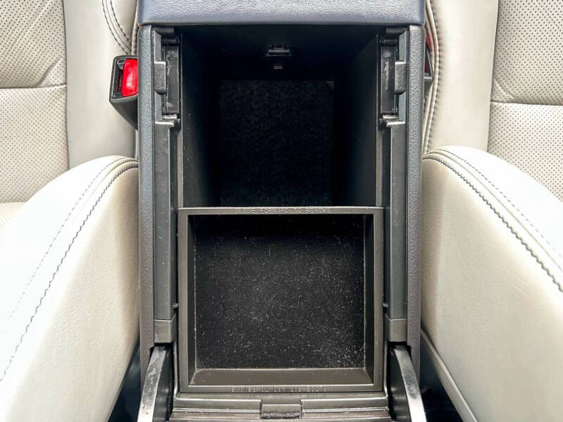 2015 Toyota Avalon Hybrid Limited