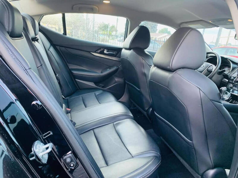 2021 Nissan Maxima 3.5 SV