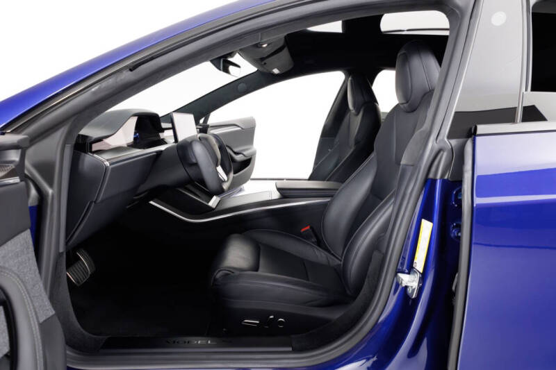 2022 Tesla Model S Plaid