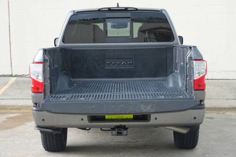 2023 Nissan Titan