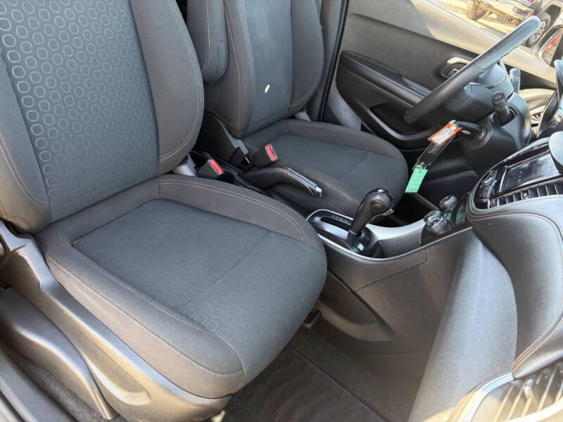 2022 Chevrolet Trax LS