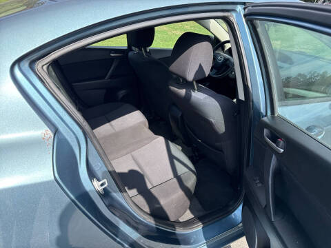 2011 Mazda MAZDA3 i Touring