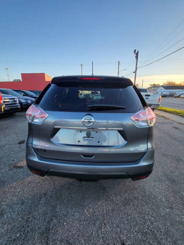 2016 Nissan Rogue SL