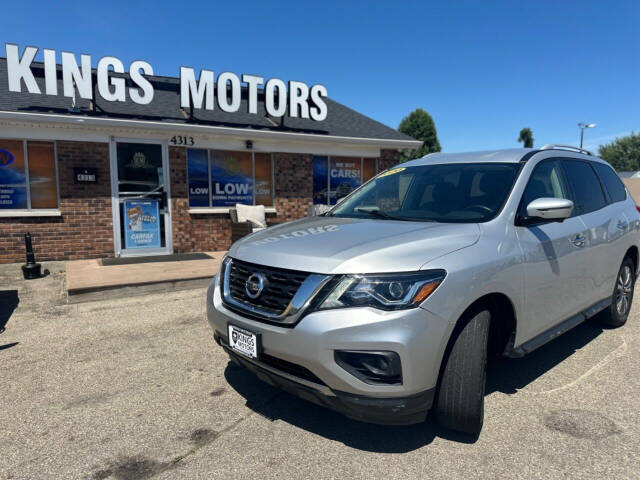 2020 Nissan Pathfinder SL