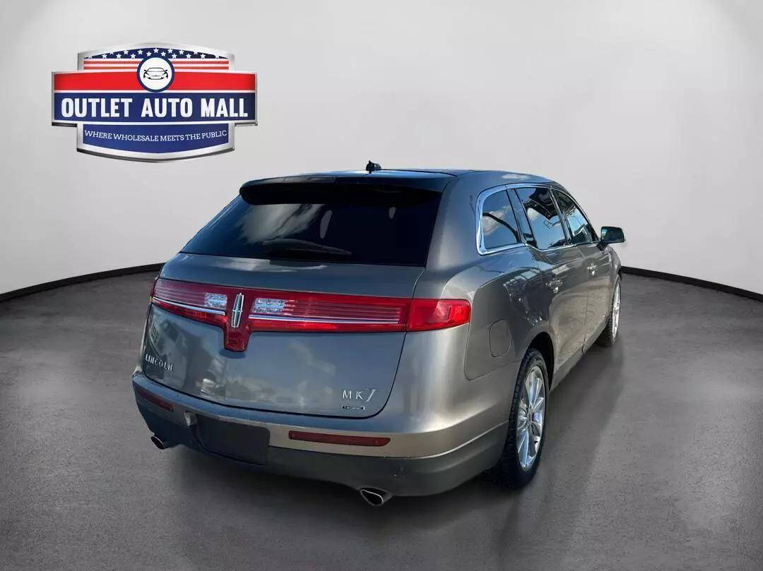 2012 Lincoln MKT for sale at Outlet Auto Mall in Okeechobee, FL