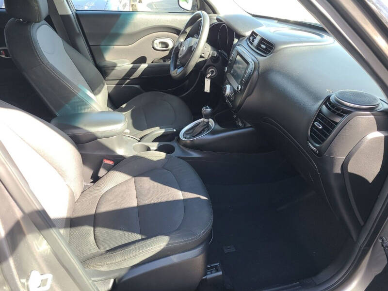2018 Kia Soul +
