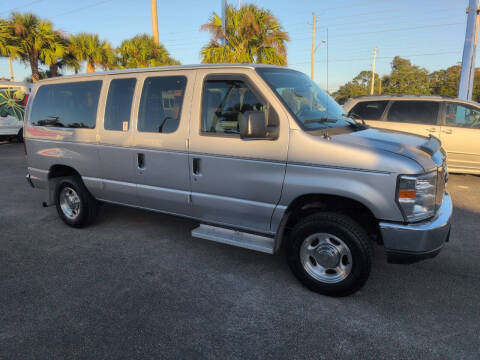 2014 Ford E-Series E-150 XLT