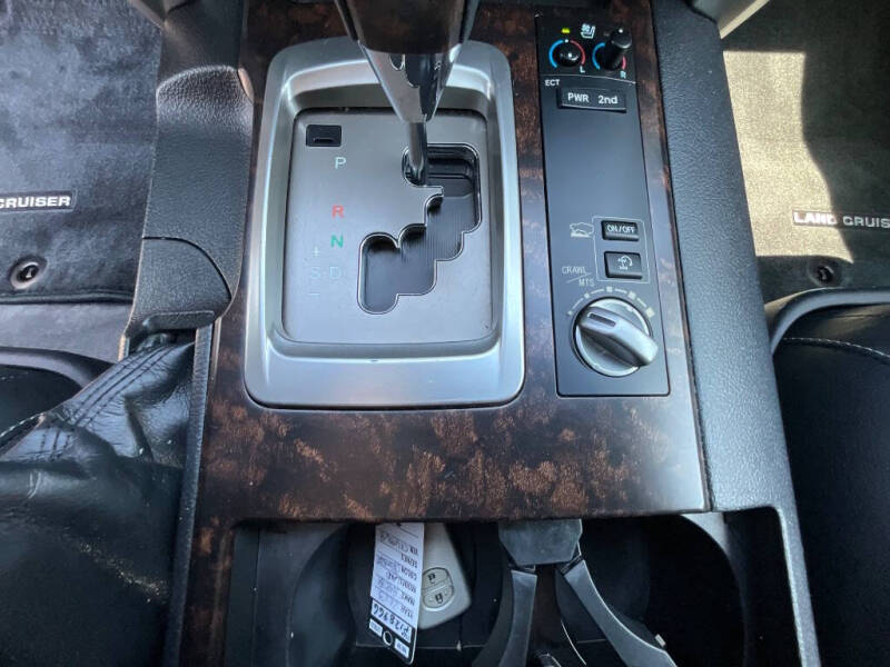 2013 Toyota Land Cruiser