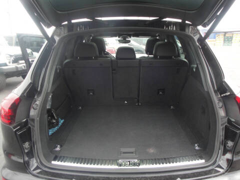 2017 Porsche Cayenne Turbo