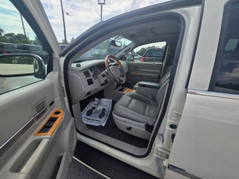 2009 Chrysler Aspen Limited
